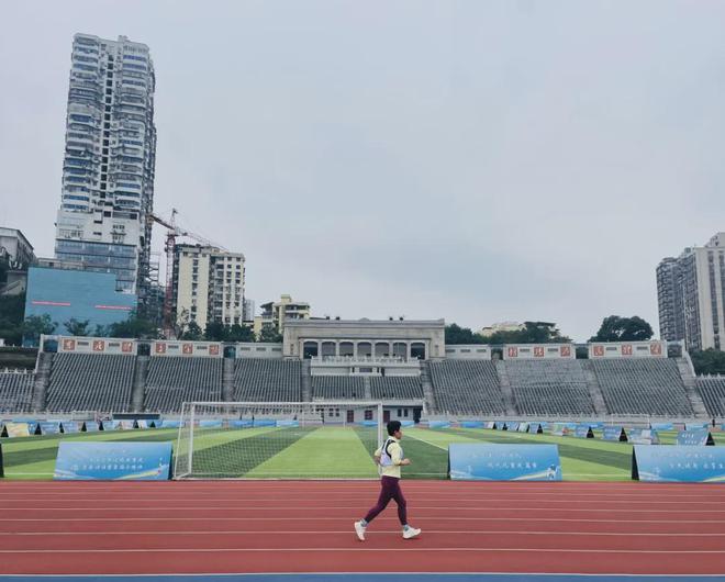 重庆加大全民健身场地设施供给 健身圈越来越近 幸福感越来越强(图1)