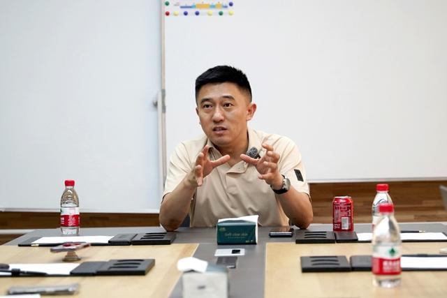九游官网入口：海归学霸卖爆沙拉轻食借力拼多多“千亿扶持”打造带动就业新样本(图1)