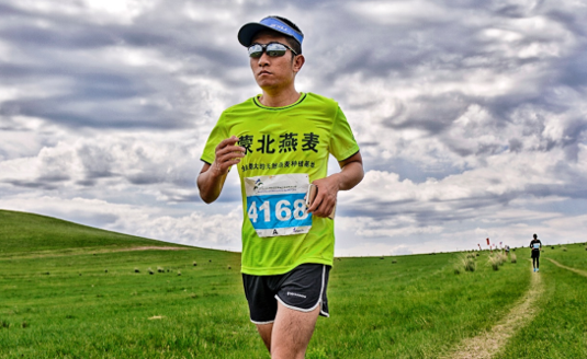 李刚岭耗时7年的生命在无人边境缔造出世界的高端蒙北燕麦(图5)