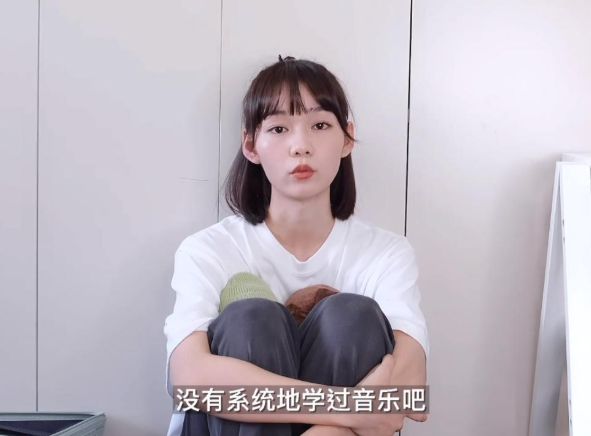 九游官网入口：谁来管管单依纯？(图21)