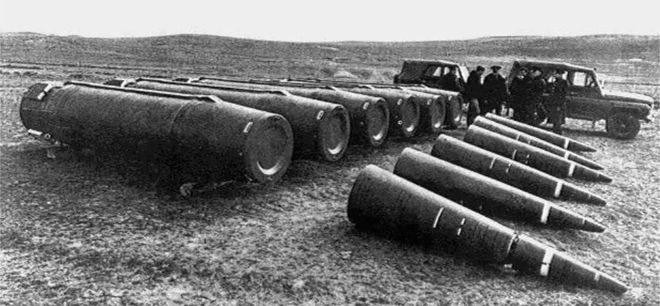 俄罗斯轰炸机“傻呵呵”露天停放被乌军击中41架是因为遵守美俄New-START规定?(图11)