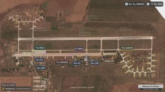 俄罗斯轰炸机“傻呵呵”露天停放被乌军击中41架是因为遵守美俄New-START规定?(图16)