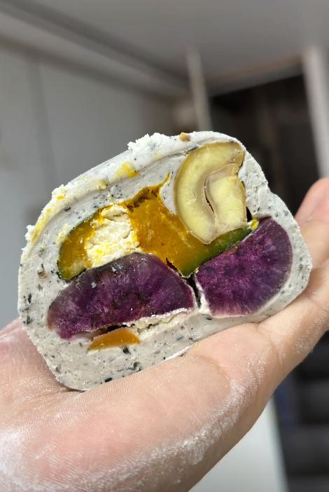 浙江衢州一店减脂馒头爆单老板“自黑”：线小时没停(图1)