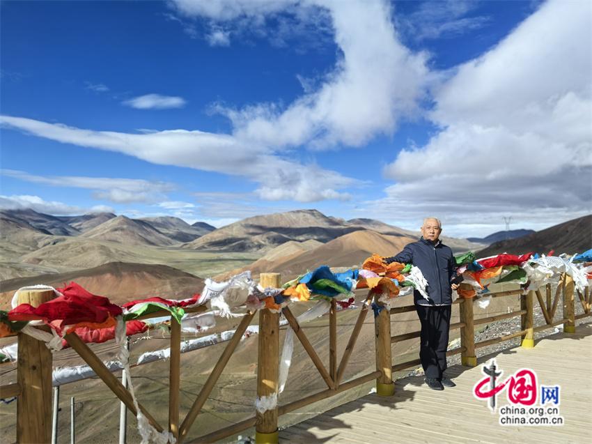 高舜礼：蹚出一条高原特色的旅游之路(组图)(图2)