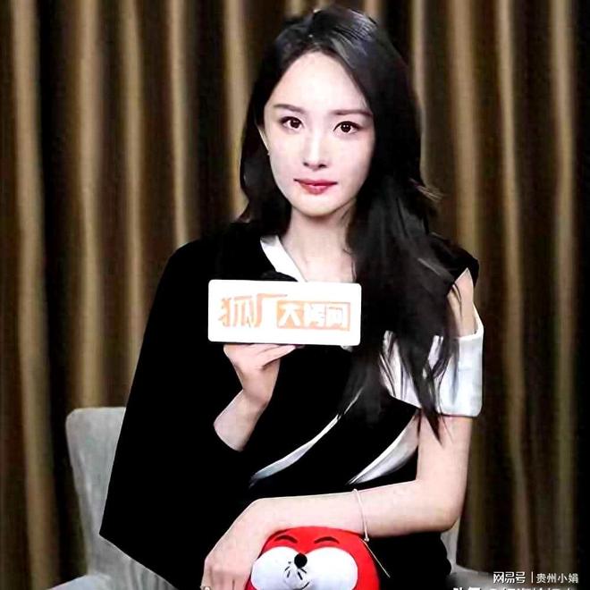 九游app：风水轮流转！曾被刘恺威嫌弃的“保姆”杨幂如今狠狠打了他的脸(图1)