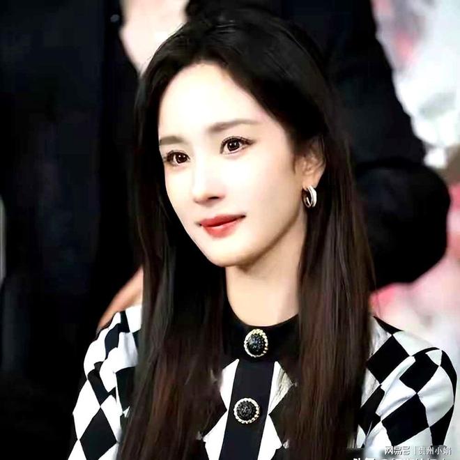 九游app：风水轮流转！曾被刘恺威嫌弃的“保姆”杨幂如今狠狠打了他的脸(图2)