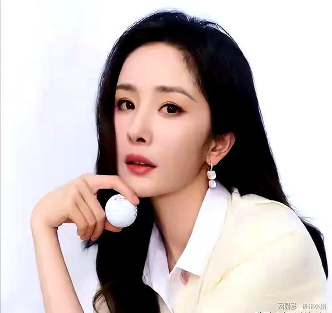 九游app：风水轮流转！曾被刘恺威嫌弃的“保姆”杨幂如今狠狠打了他的脸(图5)