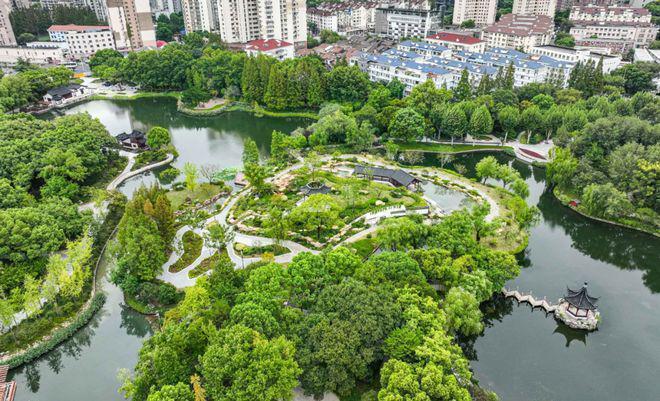 九游官网入口：火热热搜中！上海中建虹悦里官方售楼处发布：探索理想居住新境界(图15)