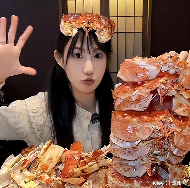 九游app：“女吃播三巨头”现状：脸像骷髅、切除味觉神经有人遗嘱已立好(图1)