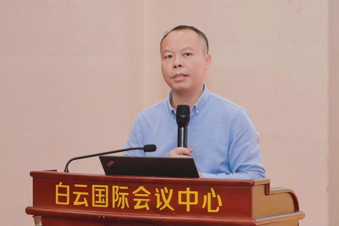 九游体育：艾媒咨询亮相运动营养食品高层论坛数据洞察助力近百亿市场增长(图2)