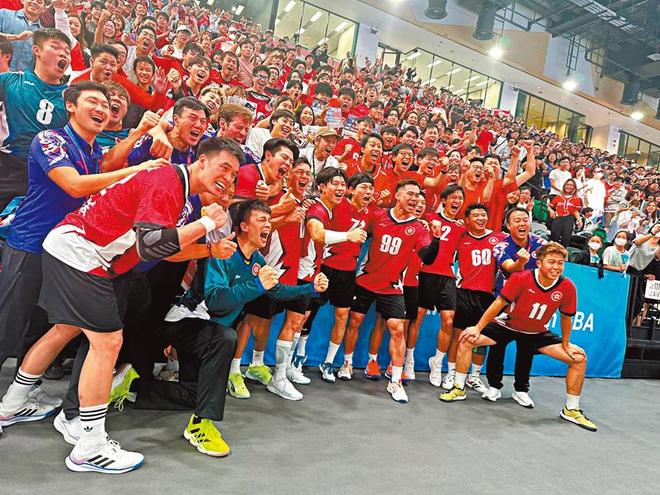 香江燃情之夜竟在手球场香港有这么一支“业余之师”(图1)