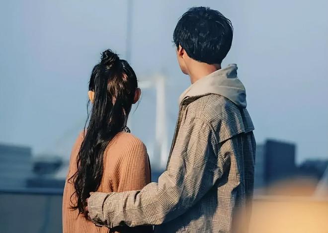 单身人口近3亿！比不生更可怕的是这届年轻人不愿意结婚了(图1)