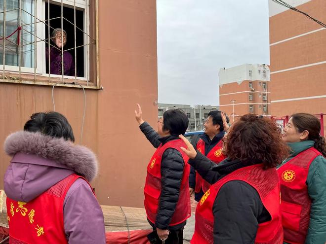 九游官网入口：东营经济技术开发区金水社区：“五维赋能”织就银发幸福家(图1)