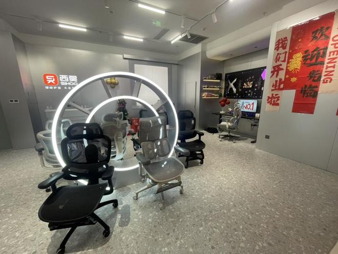 九游官网入口：商报新发现｜深圳商业“西进”迎来锚点：“深圳最大万象汇”怀德万象汇开业撬动西部消费新格局(图8)