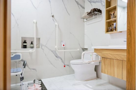 杭州国投健康长者公寓：医养融合绘就养老璀璨新景(图2)