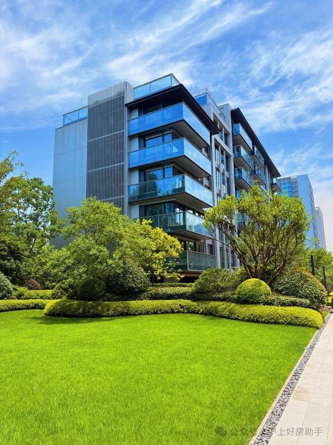 九游app：楼王聚焦@保利世博天悦售楼处官方动态：以匠心勾勒人居美好图景！(图2)