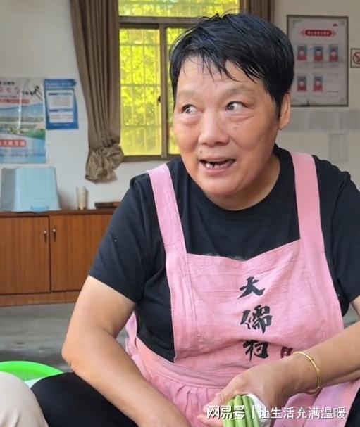 当众“暗算”上海名嘴曹可凡如今已是健身达人百万级美食主播(图14)